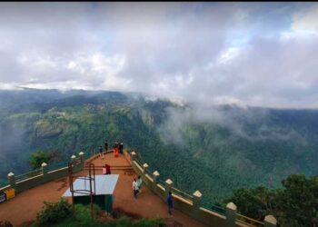 Tourist Places in Visakhapatnam | The City of Destiny | Vizag Tourism