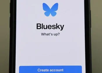 Bluesky: ఎక్స్ యూజర్లు బ్లూస్కైకి ఎందుకు మారుతున్నారు, ఈ కొత్త సోషల్ మీడియా కంపెనీ ఎవరిది